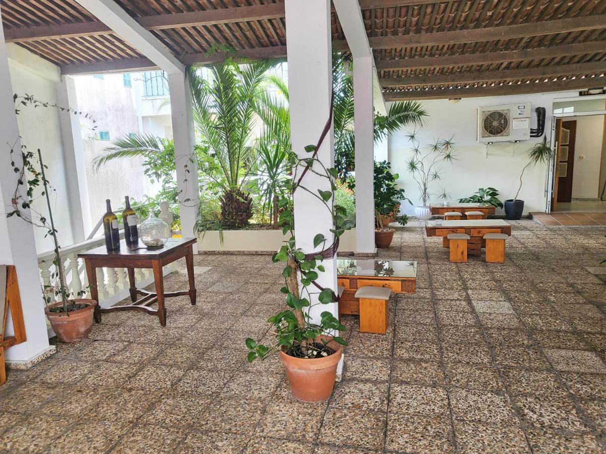 Hotel Villa Juanita 格罗韦 外观 照片
